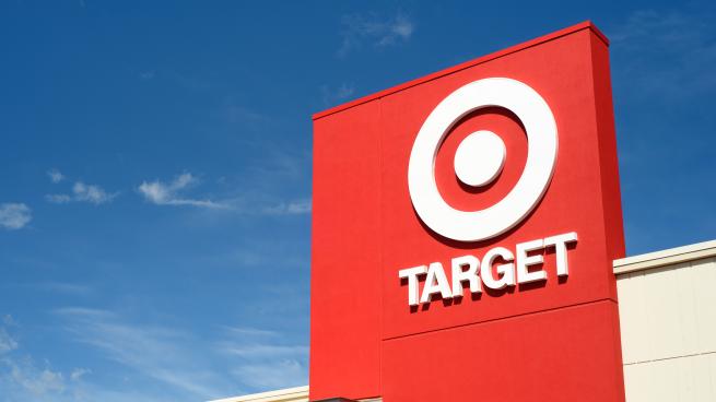 a target sign on the top of a target